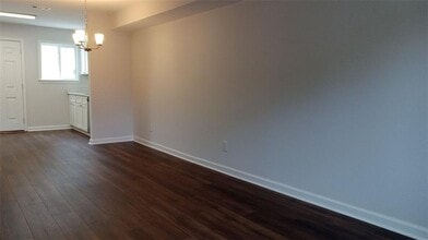 2156 Park Terrace in Atlanta, GA - Building Photo - Building Photo