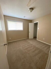 3208 Stassen St photo'