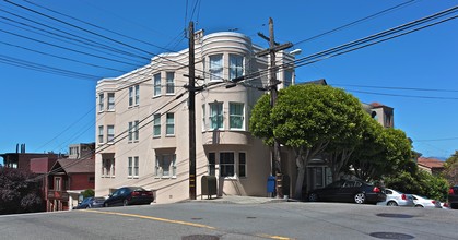 894-898 Chestnut St in San Francisco, CA - Building Photo - Building Photo