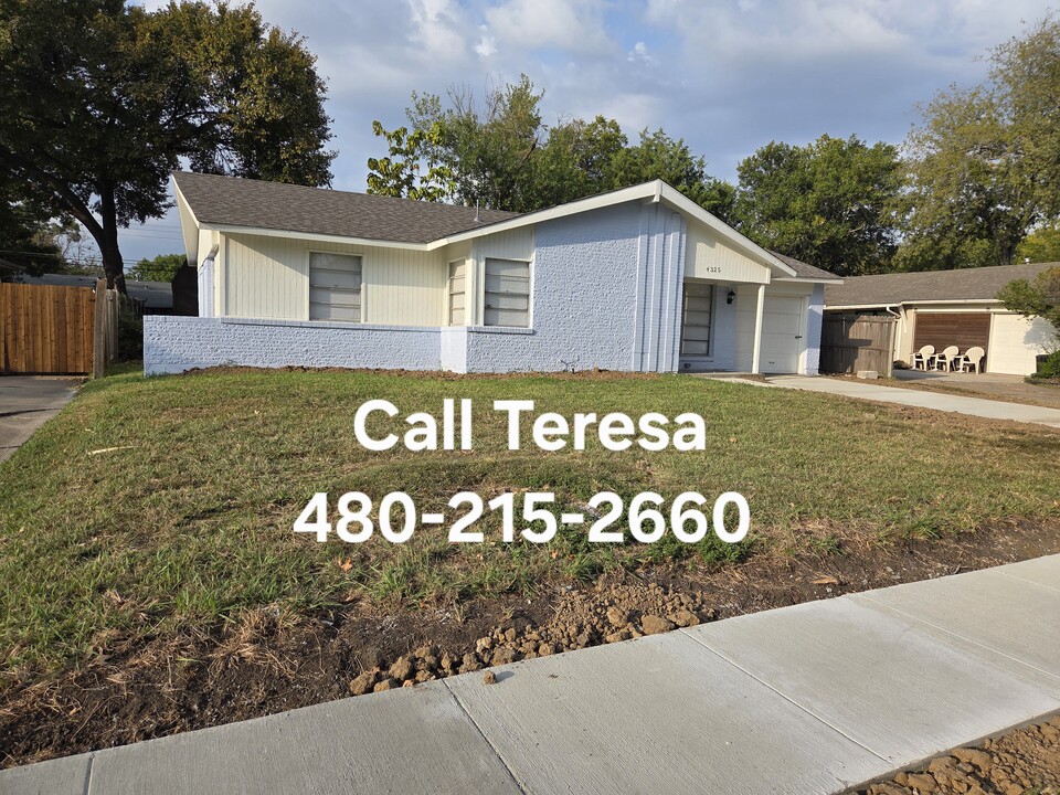 4325 Chestnut Dr in Mesquite, TX - Foto de edificio