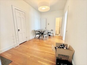 76 Martin St, Unit 43 in Cambridge, MA - Foto de edificio - Building Photo