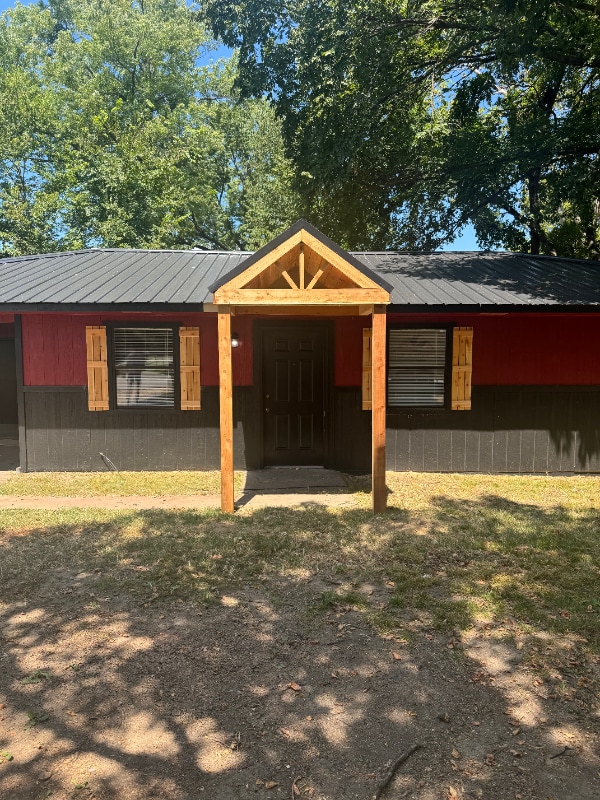 property at 301 E Ruth Ave