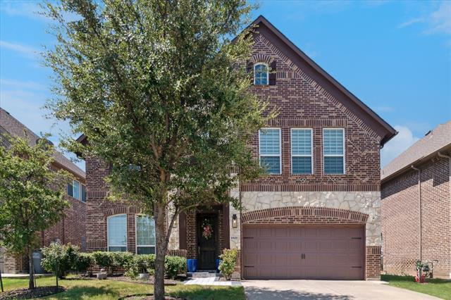2420 Fountain Gate Dr in Little Elm, TX - Building Photo