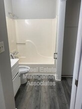 521 E Central Ave in Griffin, GA - Building Photo - Building Photo