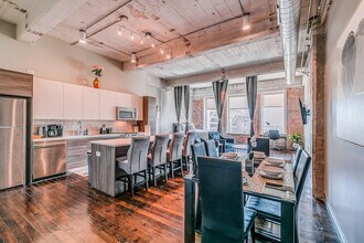 500 S Ervay St in Dallas, TX - Building Photo - Building Photo
