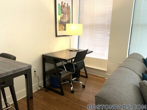8 Winter Pl in Boston, MA - Building Photo - Building Photo