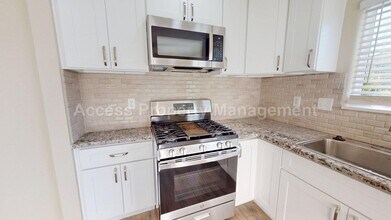 1601 Carver Rd in Modesto, CA - Building Photo - Building Photo