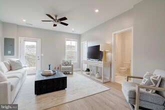 105 Checkerspot Wy in Front Royal, VA - Building Photo - Building Photo