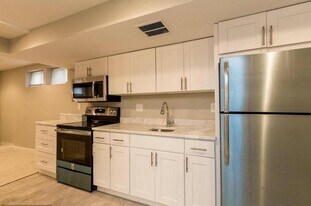 521 Powhatan Pl NW, Unit Lower Level in Washington, DC - Building Photo