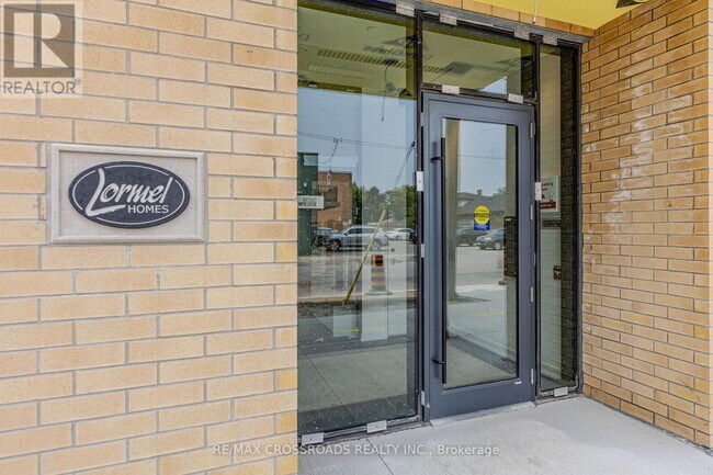 6-306 Chartwell Rd in Toronto, ON - Building Photo - Building Photo