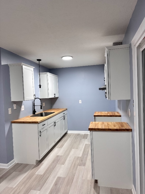 719 Hedgelawn Way in Fayetteville, NC - Building Photo - Building Photo
