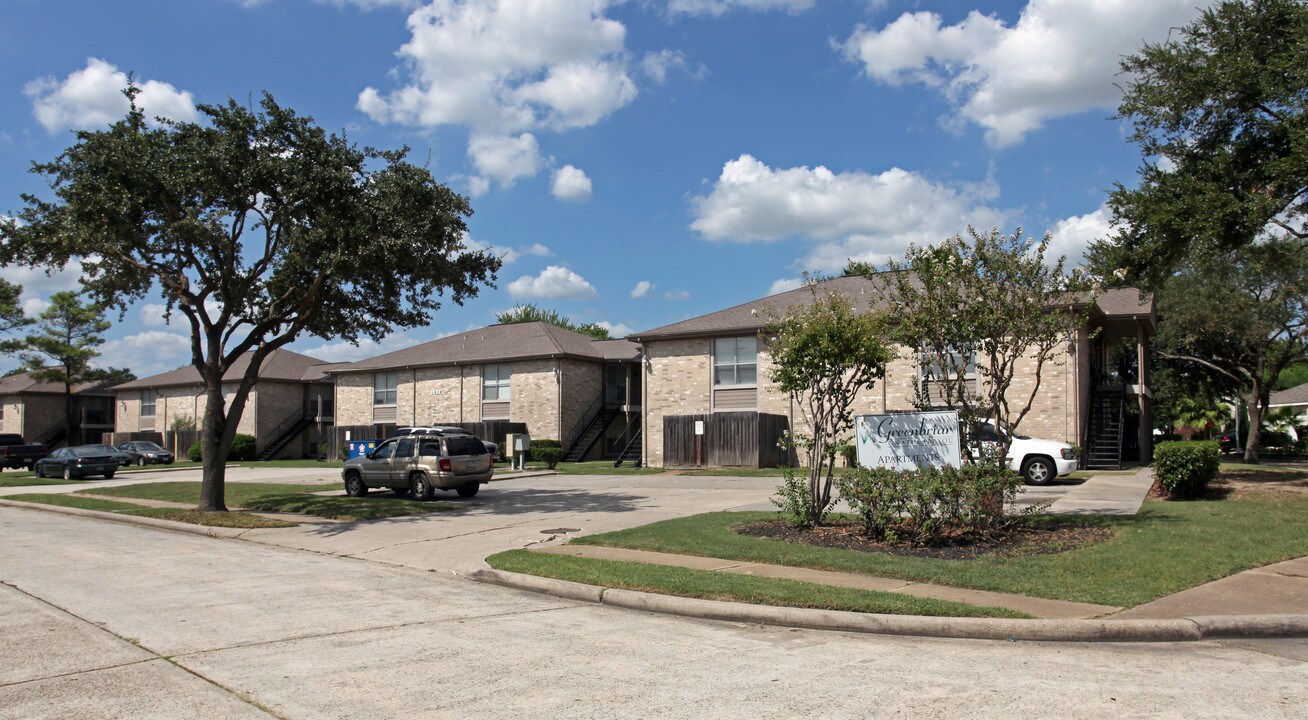 Greenbriar on the Bayou in Houston, TX - Building Photo
