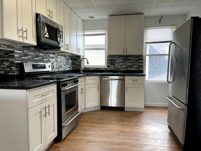 19 Malvern Ave, Unit 3-bed in Somerville, MA - Building Photo - Building Photo