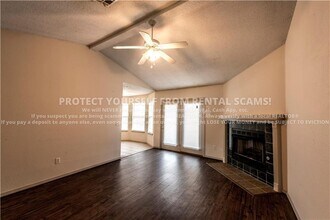 1348 S Jasmine Ln in Fayetteville, AR - Building Photo - Building Photo