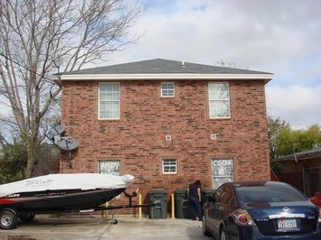 3206 E Plum St in Laredo, TX - Building Photo