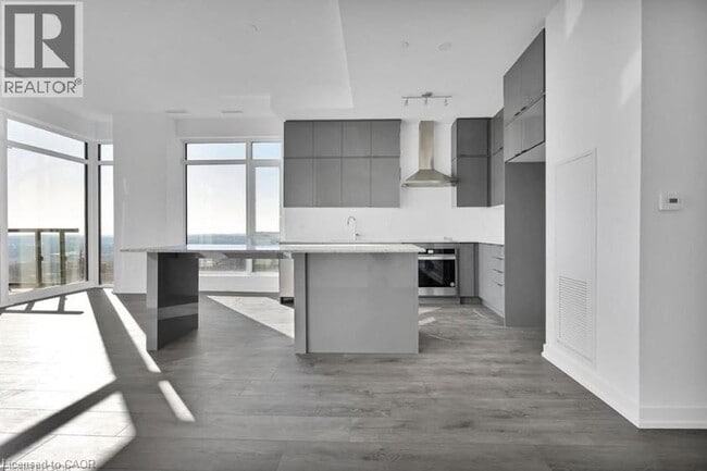 property at 55 Duke St W