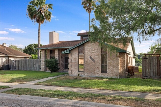 2938 River Crest Rd in Corpus Christi, TX - Building Photo - Building Photo