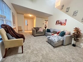 1511 Legend Trail Dr in Lawrence, KS - Building Photo