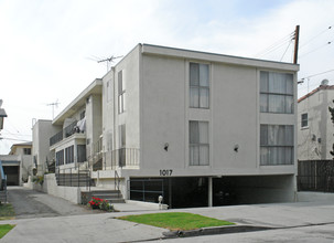 1017 S Sherbourne Dr in Los Angeles, CA - Building Photo - Building Photo