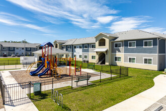 Mango Terrace in Seffner, FL - Foto de edificio - Building Photo