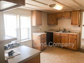2582 W Jackson St in Laramie, WY - Building Photo - Building Photo