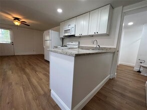 2120 10th St in St. Cloud, FL - Building Photo - Building Photo