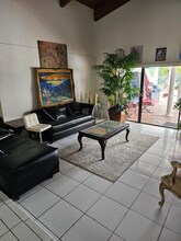740 Bluebird Ln in Plantation, FL - Building Photo - Building Photo
