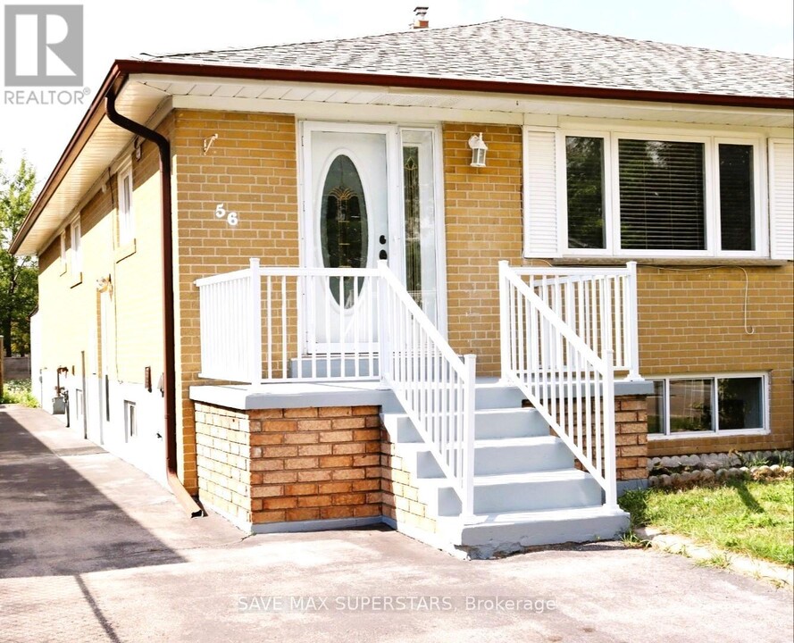 56 Sanford Crescent in Brampton, ON - Building Photo