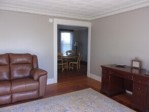 7 Elliott St in Laconia, NH - Building Photo - Building Photo
