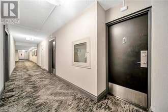 81 Church St in Kitchener, ON - Building Photo - Building Photo
