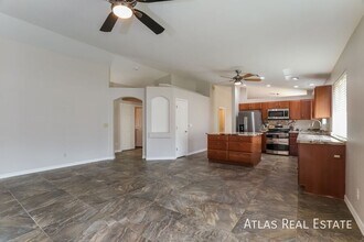 2498 E Stone Stable Dr in Tucson, AZ - Building Photo - Building Photo