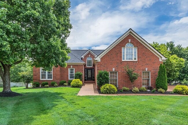 2779 Landcashire Ct in Thompson's Station, TN - Building Photo - Building Photo