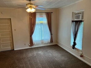 504 E 3rd St in Moscow, ID - Building Photo - Building Photo