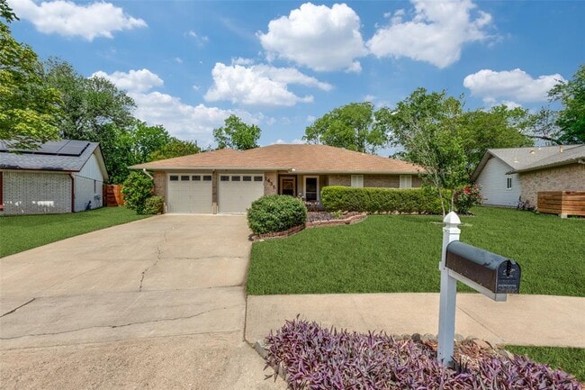 1435 S Meadows Dr