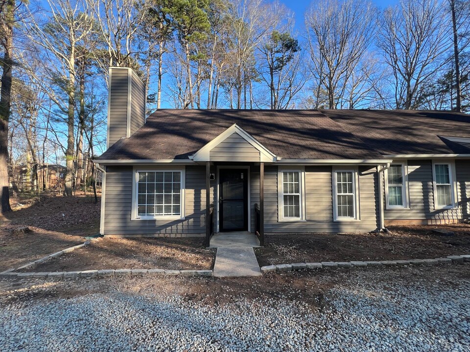 1517 Mary Frances Pl in Raleigh, NC - Building Photo