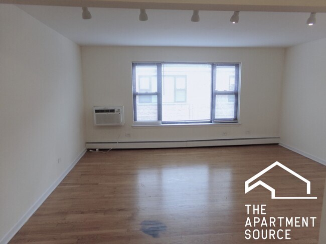 property at 6002 N Kenmore Ave