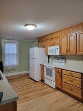 17 Boynton Rd in Templeton, MA - Building Photo - Building Photo