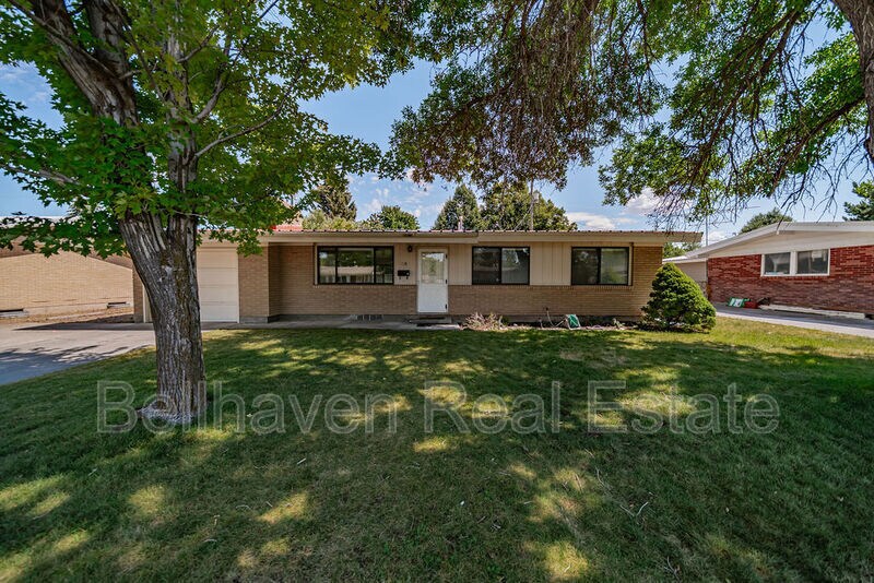 618 Davidson Dr in Idaho Falls, ID - Building Photo