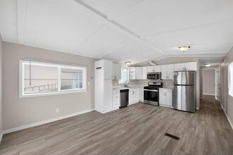 436 4th Ave in Pacifica, CA - Building Photo - Building Photo