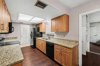 14706 Carnation Dr in Tampa, FL - Building Photo - Building Photo