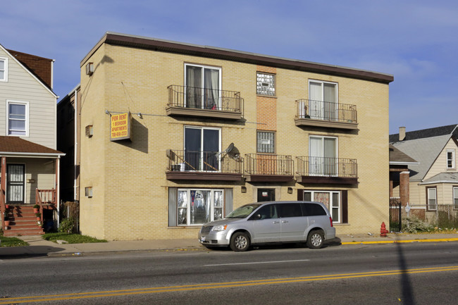 1426 S Cicero Ave in Cicero, IL - Foto de edificio - Building Photo