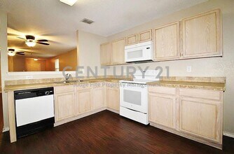 4021 Foxhound Ln in Fort Worth, TX - Building Photo - Building Photo