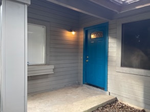 9602 Hollow Bend in San Antonio, TX - Building Photo - Building Photo