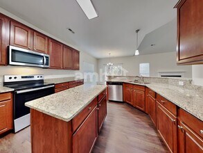 4205 Lindsey Ln in Winston-Salem, NC - Building Photo - Building Photo