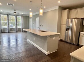 1301 Foggy Turn in Crofton, MD - Building Photo - Building Photo