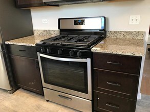 2372 Crescent Ln S in Aurora, IL - Building Photo - Building Photo