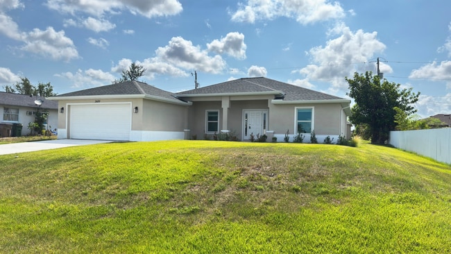 2609 NW 3rd Pl in Cape Coral, FL - Building Photo - Building Photo