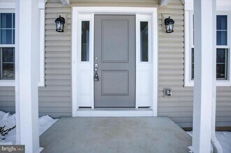 601 Exeter Ln in Shippensburg, PA - Foto de edificio - Building Photo