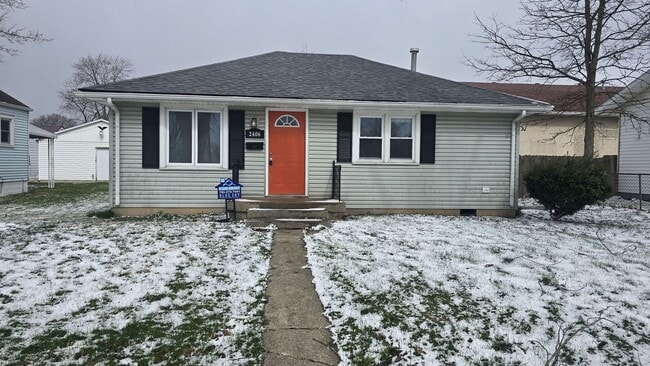 property at 2406 E 8th St