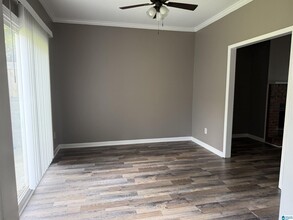 229 Laurel Cir in Pelham, AL - Building Photo - Building Photo